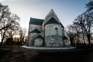 Leśna Oaza w Kruszwicy legendarnej stolicy Polski